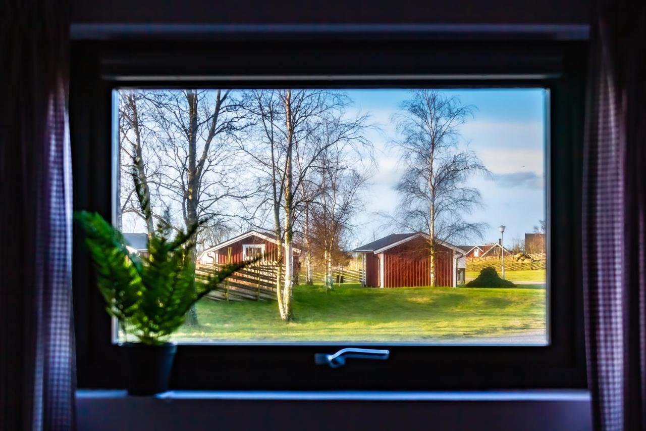 Roedlix Vandrarhem & Camping Tvaaker Bagian luar foto