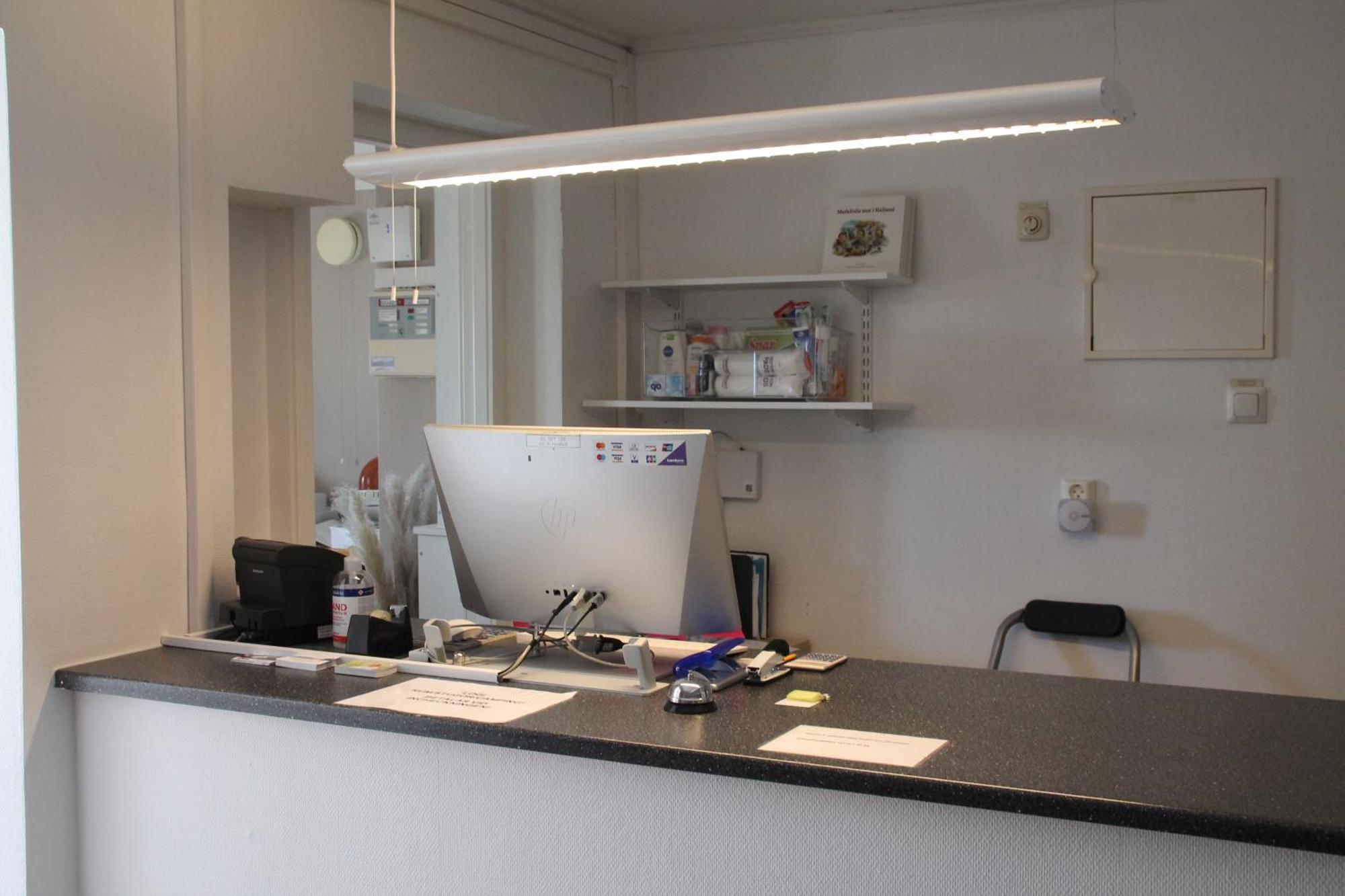 Roedlix Vandrarhem & Camping Tvaaker Bagian luar foto